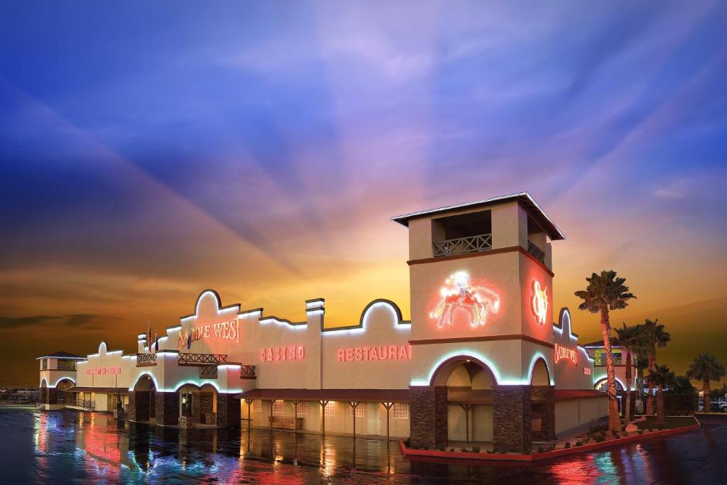 Saddle West Casino Hotel, Pahrump – Cập nhật Giá năm 2024